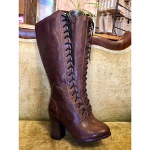 SampleSale Find! Frye Parker Dutchess Lace Up Boot